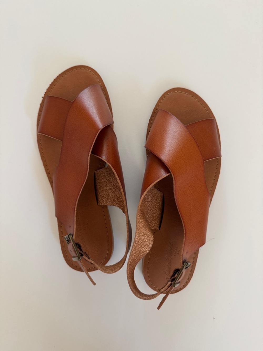 Women’s Brown Leather Crossover Sandals